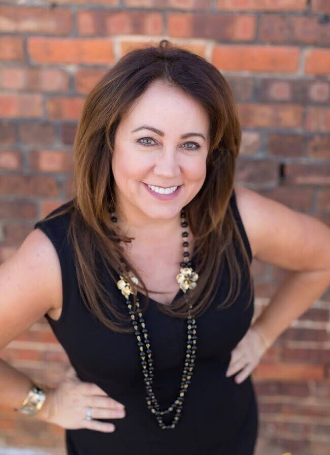 Lisa Davis, Real Estate Agent in Sylvester, GA