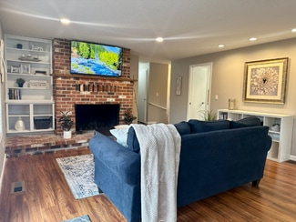 12245 SW Ann Ct Unit 2, Tigard, OR 97223