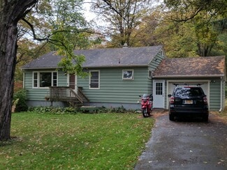 419 King Rd E, Ithaca, NY 14850
