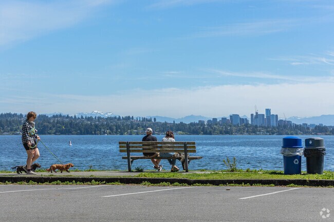 At Madrona View Point, residents love to soak in the views of Lake Washington and the mountains.