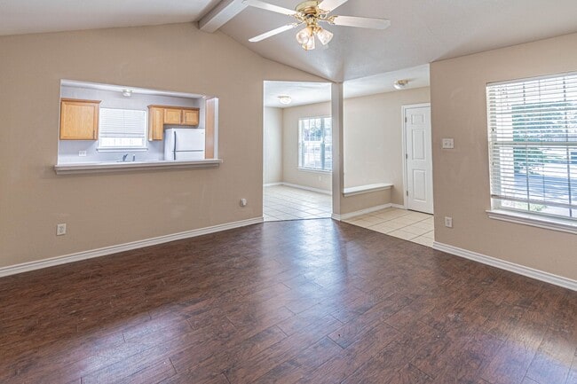 3819 Oldenburg Ln, College Station, TX 77845 - photo 3