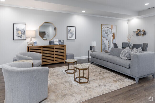 Vineyards of Flat Shoals, Atlanta, GA 30316 - photo 4