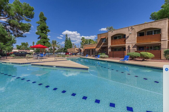 College Town Tucson- Near The U of A, Tucson, AZ 85719 - photo 2