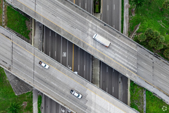 Verandah residents can travel near and far via I-75.