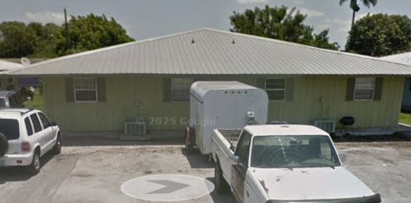 225 NW 15th St, Belle Glade, FL 33430 - photo 1