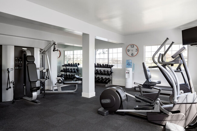 Chesapeake Point, San Mateo, CA 94403 - photo 4