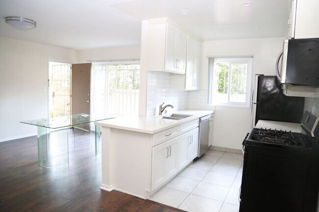 Alcott Luxury Investments LLC, Los Angeles, CA 90035 - photo 6