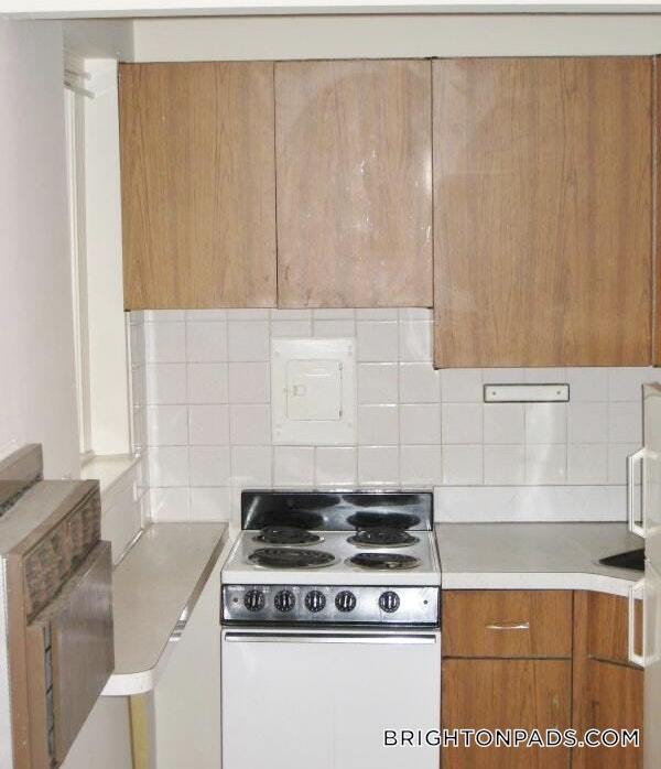 2018 Commonwealth Ave Unit 22, Boston, MA 02135