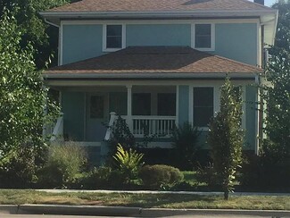 3865 Holdrege St, Lincoln, NE 68503