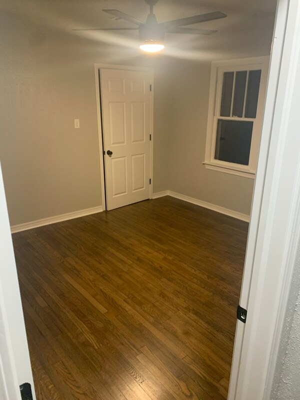 828 S 16th St, Chickasha, OK 73018 - photo 5