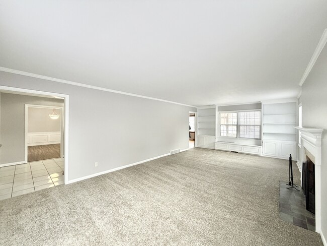 2431 Blarney Stone Dr, Beloit, WI 53511 - photo 6