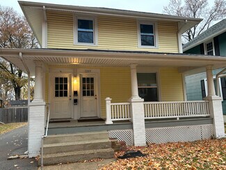 1209 W Governor St, Springfield, IL 62704