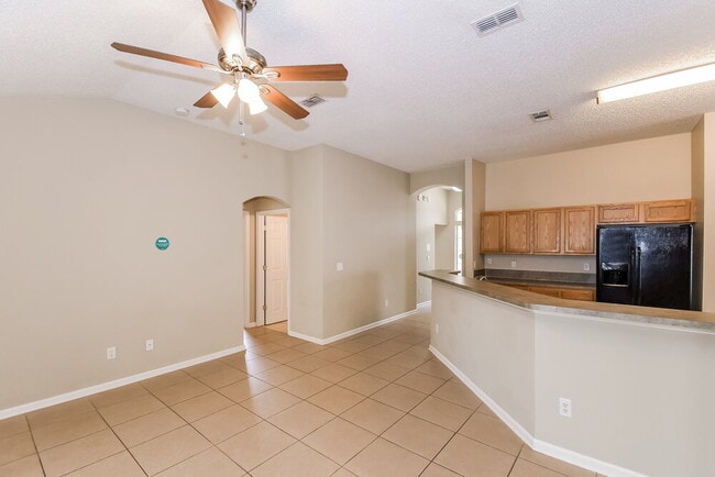 9425 Harrier Ct, Jacksonville, FL 32221 - photo 4