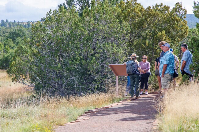 Take a guided ranger tour around history in La Cueva.