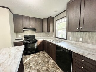 3701 2nd St, Coralville, IA 52241