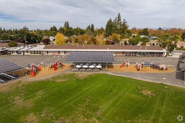 Amy Imai Elementary School offers a variety of classes across several buildings.