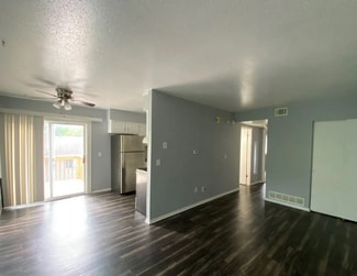 3117 Schuetzen Ln, Davenport, IA 52804