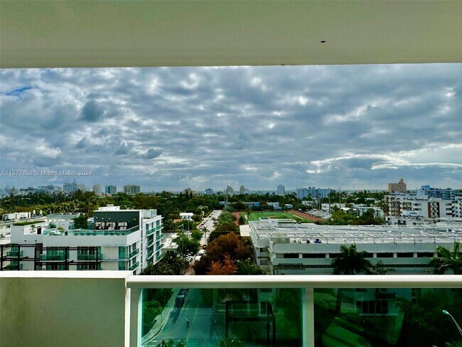 Mirador 1200 unit 908, Miami Beach, FL 33139 - photo 3