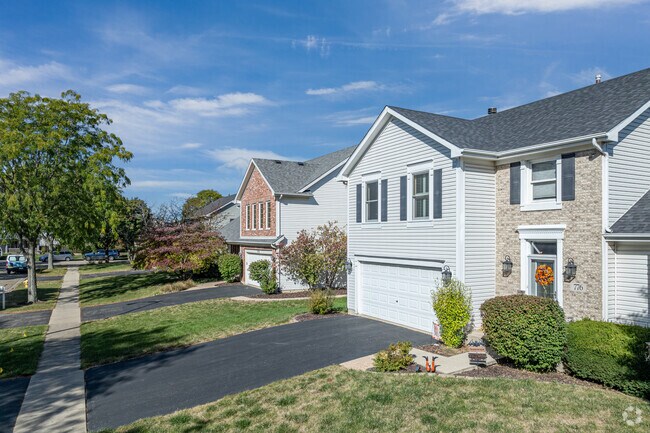 Sunset Park-Old Plank features many updated homes built in the early 21st century.