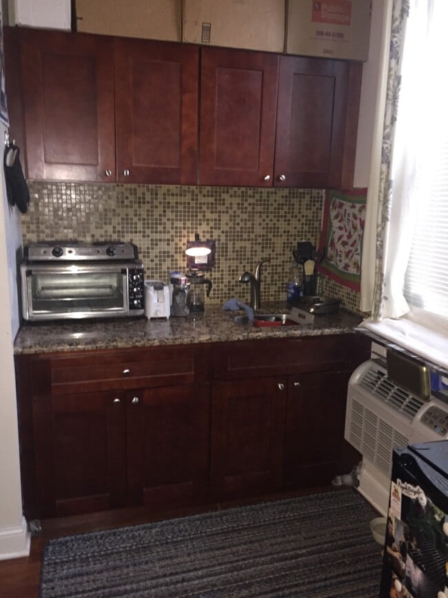 1835 N 19th St unit Studio, Philadelphia, PA 19121 - photo 2