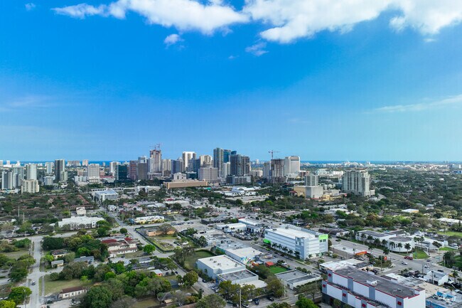 Dorsey Riverbend is just a short drive from Downtown Fort Lauderdale.