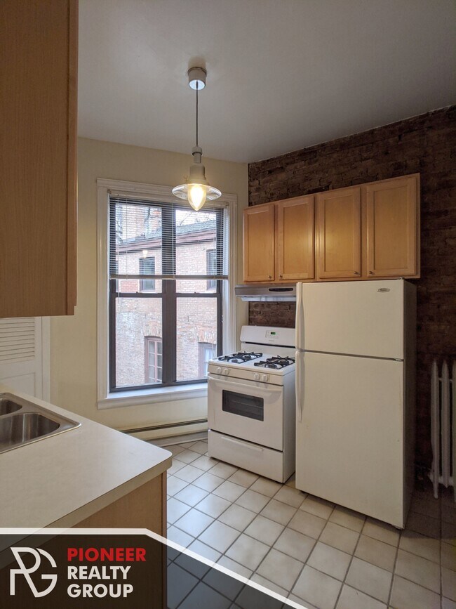 1224 N Dearborn St unit 1216-B3, Chicago, IL 60610 - photo 6