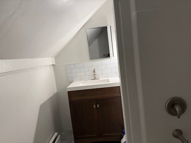 13 S 1st St unit 3, Meriden, CT 06451 - photo 6