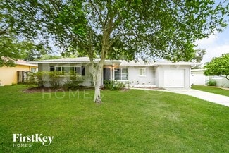 1429 Satsuma St, Clearwater, FL 33756