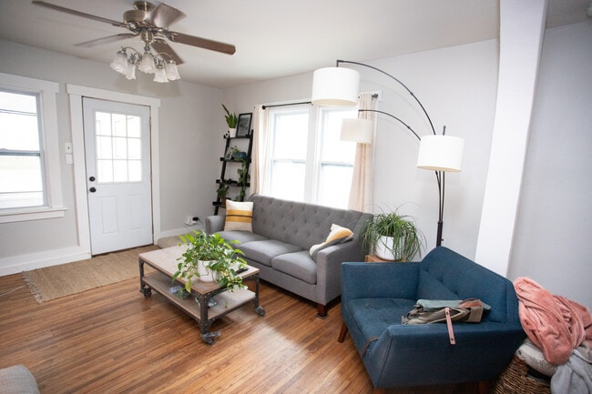 1112 Lincoln Way unit 1, Ames, IA 50010 - photo 6