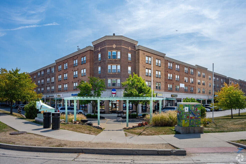 Yugo West Lafayette River Market