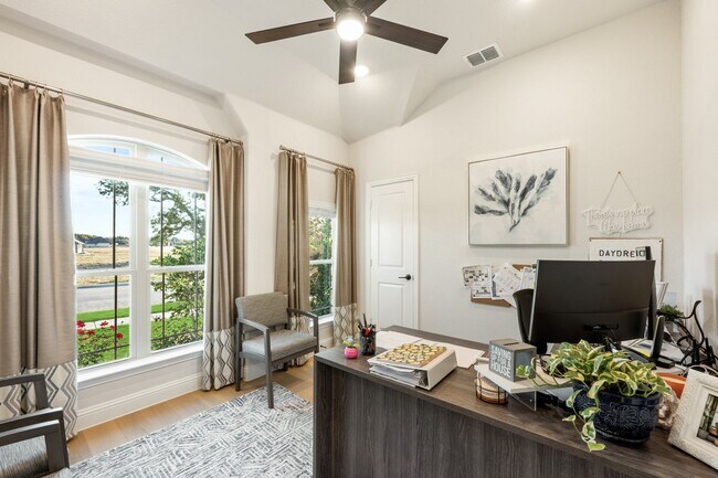 2200 Broken Arrow Dr unit 36581226, Aubrey, TX 76227 - photo 2