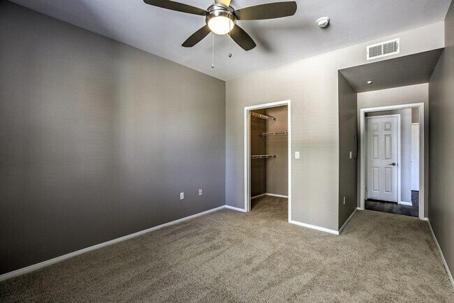 8465 Regents Rd unit ID1280455P, San Diego, CA 92122 - photo 6