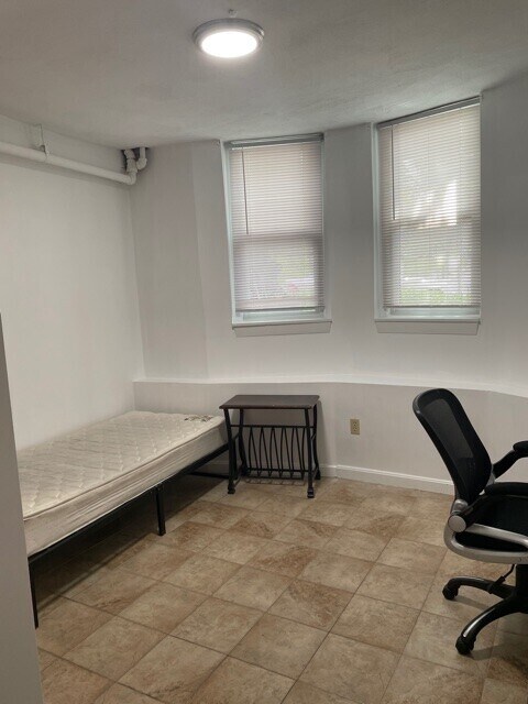 2 Colliston Rd unit B, Brighton, MA 02135 - photo 1