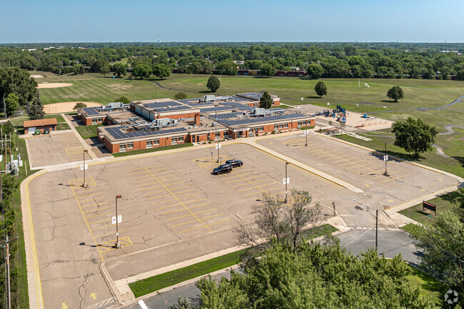 Hoover Elementary School enrolls students in grades K-5.