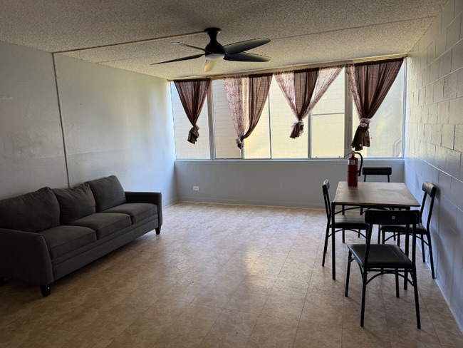 111 Kahului Beach Rd unit c-204, Kahului, HI 96732 - photo 2