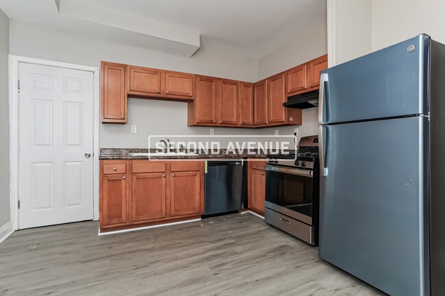 671 Franklin St, Hamilton, OH 45013 - photo 2