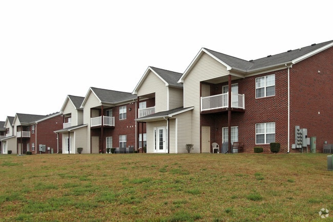 Lighthouse Apartments, Jeffersonville, IN 47130 - photo 5