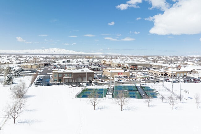 Barnes Park, 950 W 200 N, Kaysville, UT 84037