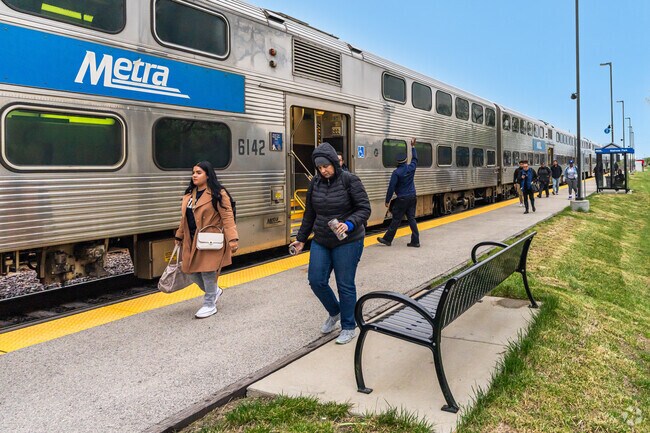 The Melrose Park Metra stop connects Chicago to Melrose Park.