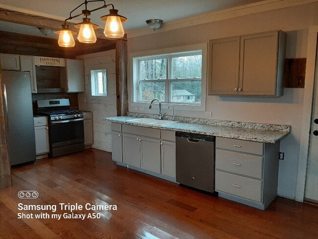 1 Summerhaven Rd, Manchester, ME 04351 - photo 2