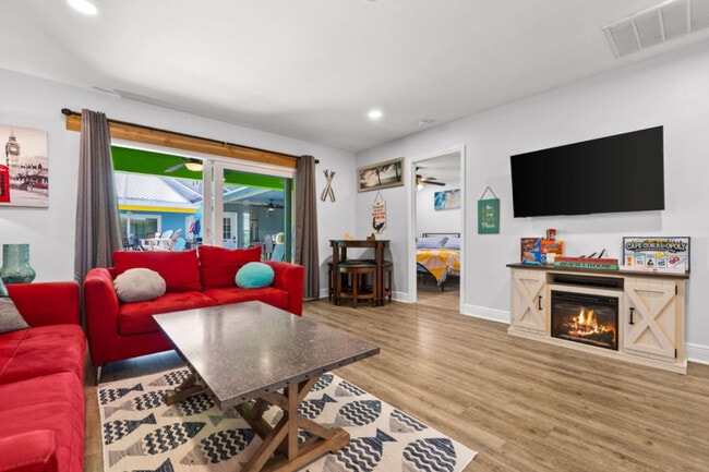 1019 SE 40th St unit ID1334304P, Cape Coral, FL 33904 - photo 2