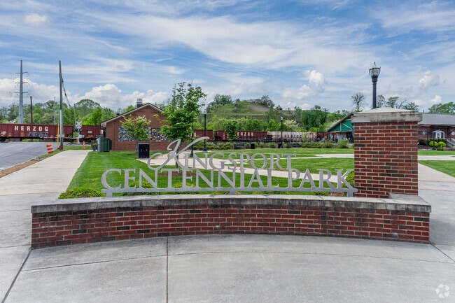 Centennial Park has a splash park and is also home to several Downtown Kingsport events, including the Fourth of July celebration and Santa’s Depot around Christmas time.
