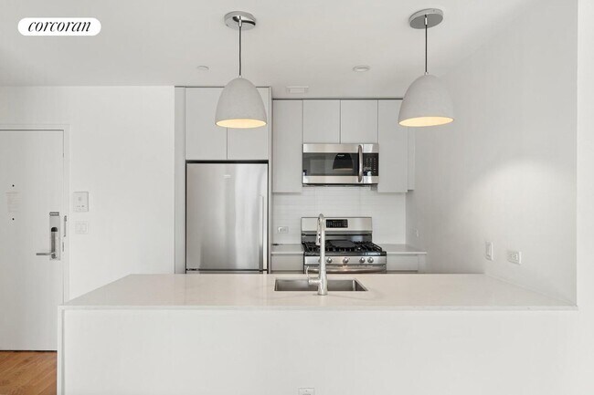 123 Hope St, Brooklyn, NY 11211 - photo 4