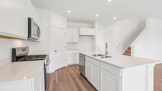 1542 Aspen Ct, Pingree Grove, IL 60140 - photo 7