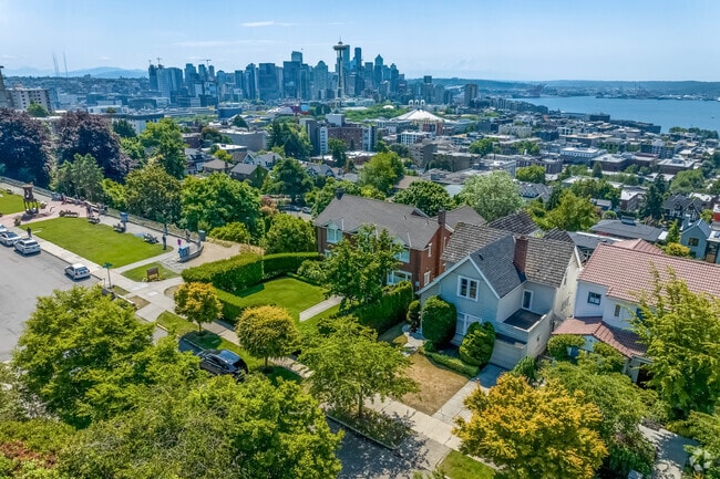 Check out the amazing views into Downtown Seattle from West Queen Anne.