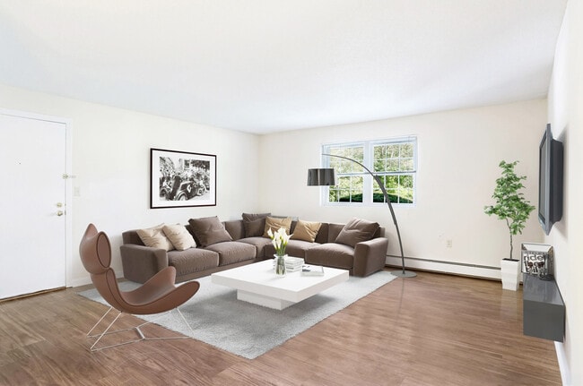 Wexford Village, Worcester, MA 01604 - photo 7