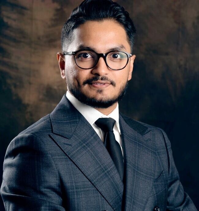 Agent Photo