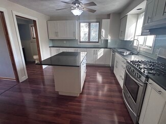 60 Homer Ave Unit 1, Cambridge, MA 02138