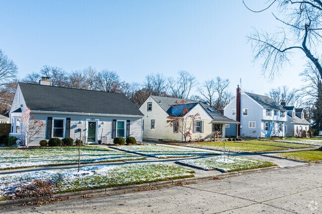 About Indian Village Schools, Demographics, Things to Do