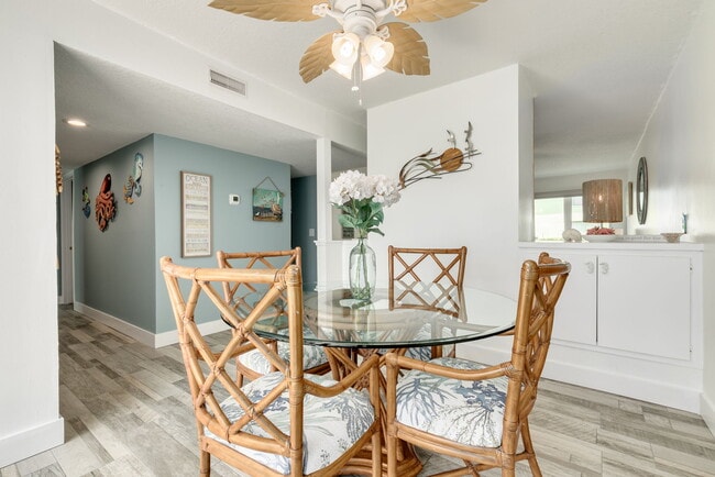 1 Windrush Blvd unit X35, Indian Rocks Beach, FL 33785 - photo 5